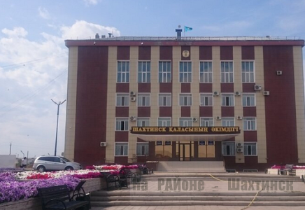 12 акиматов Карагандинской области выбирали компании по сбору ТБО без тендера